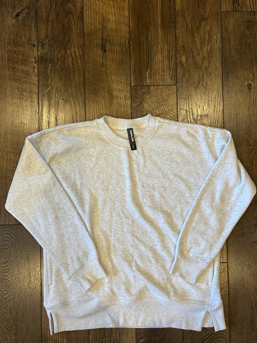 Kirkland Signature Light Gray Women’s Crewneck Sweatshirt